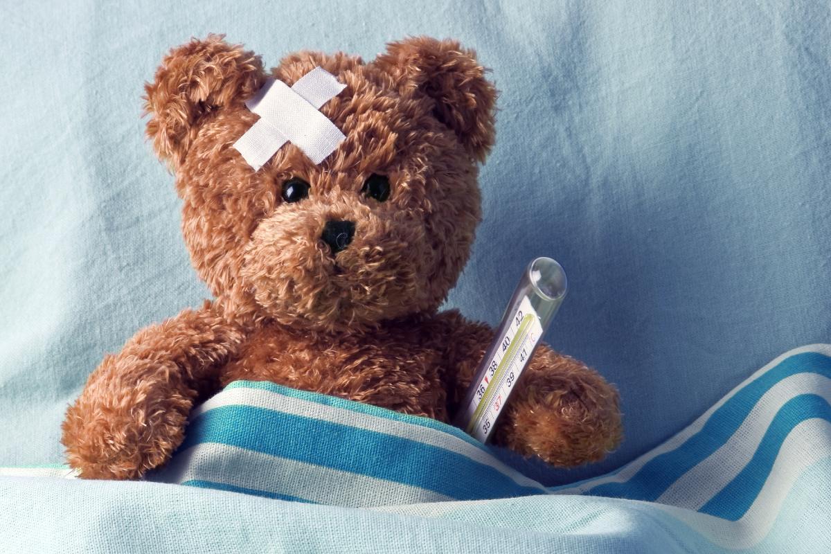 Os sintomas são muitos parecidos com os de um resfriado, mas podem piorar