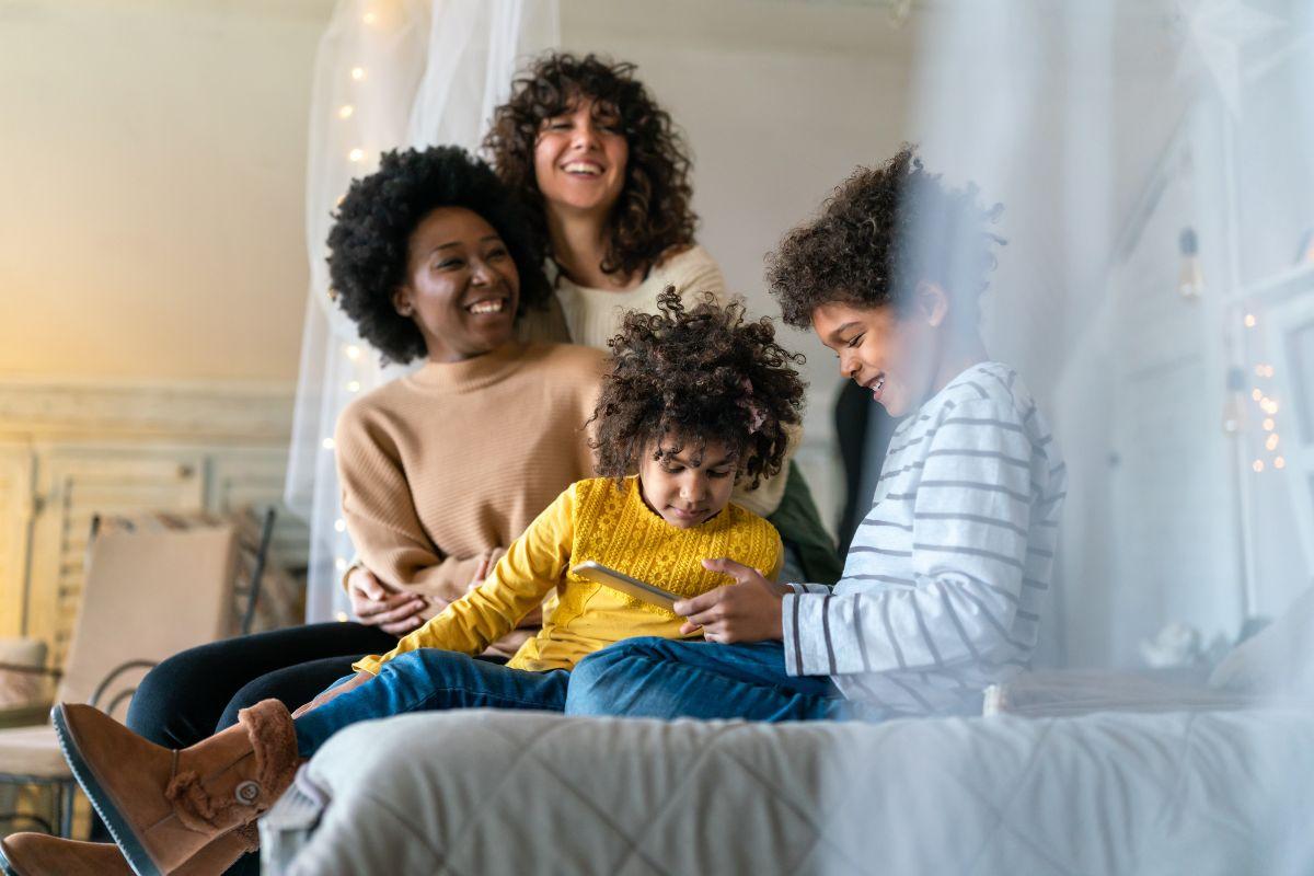 Fam&iacute;lia sorrindo 