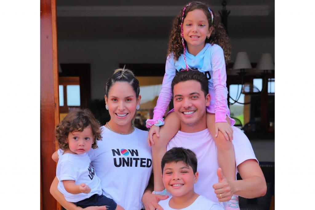 Wesley Safadão compartilha foto ao lado dos filhos e manda mensagem de Natal