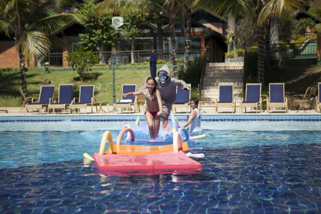 Todo mundo pra piscina, gente!