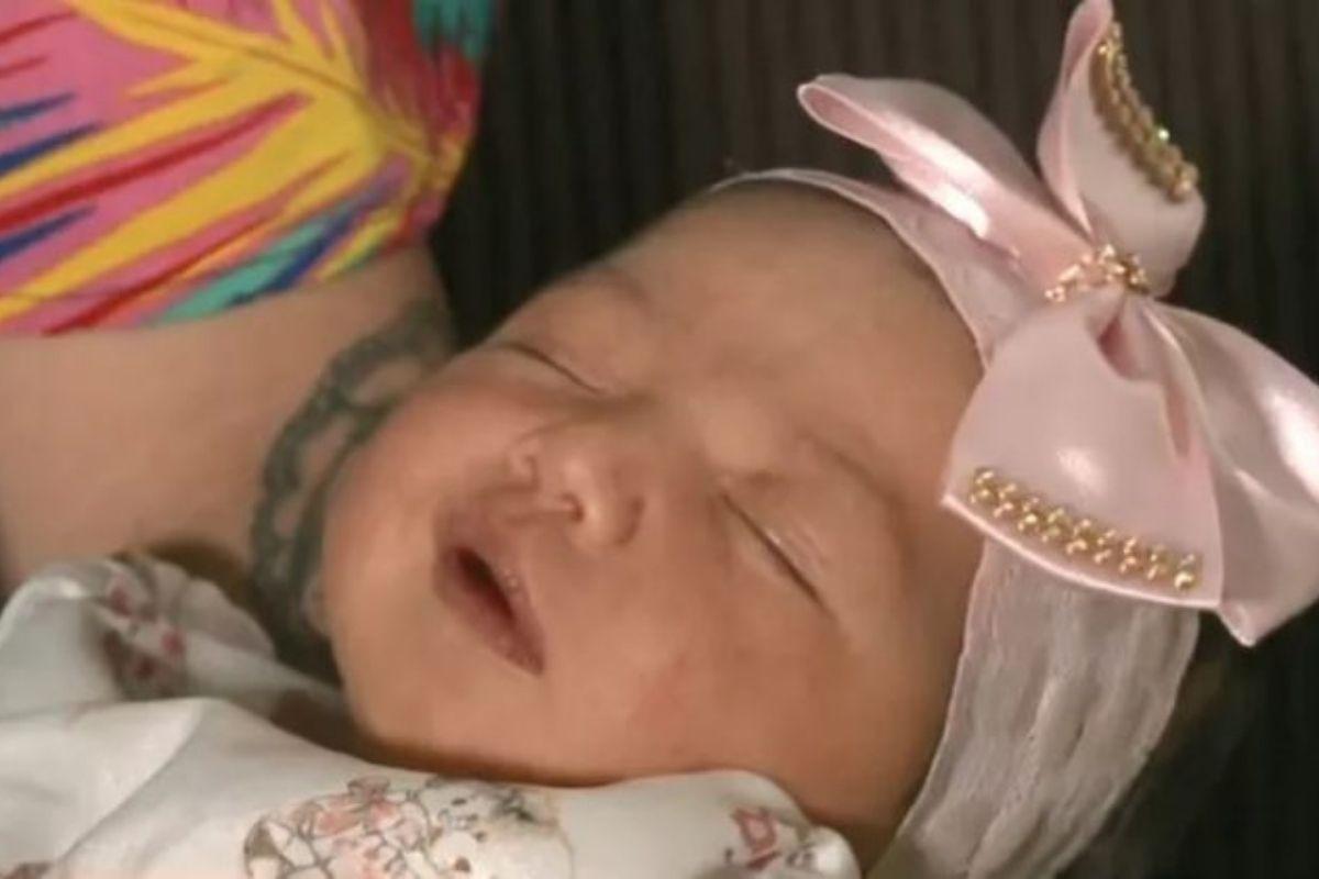 A bebê nasceu na rodovia Dom Pedro I em São Paulo