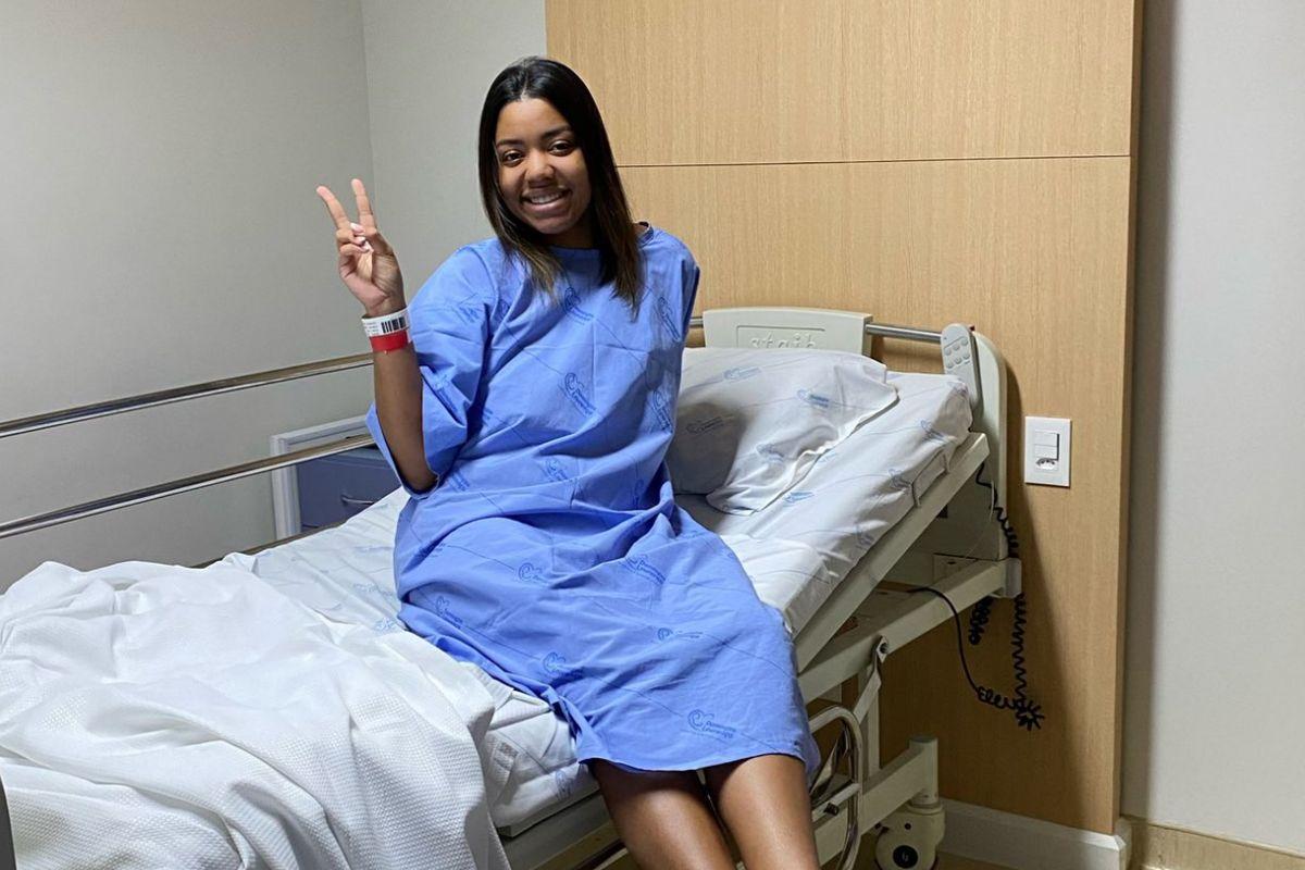 Paloma depois da cirurgia