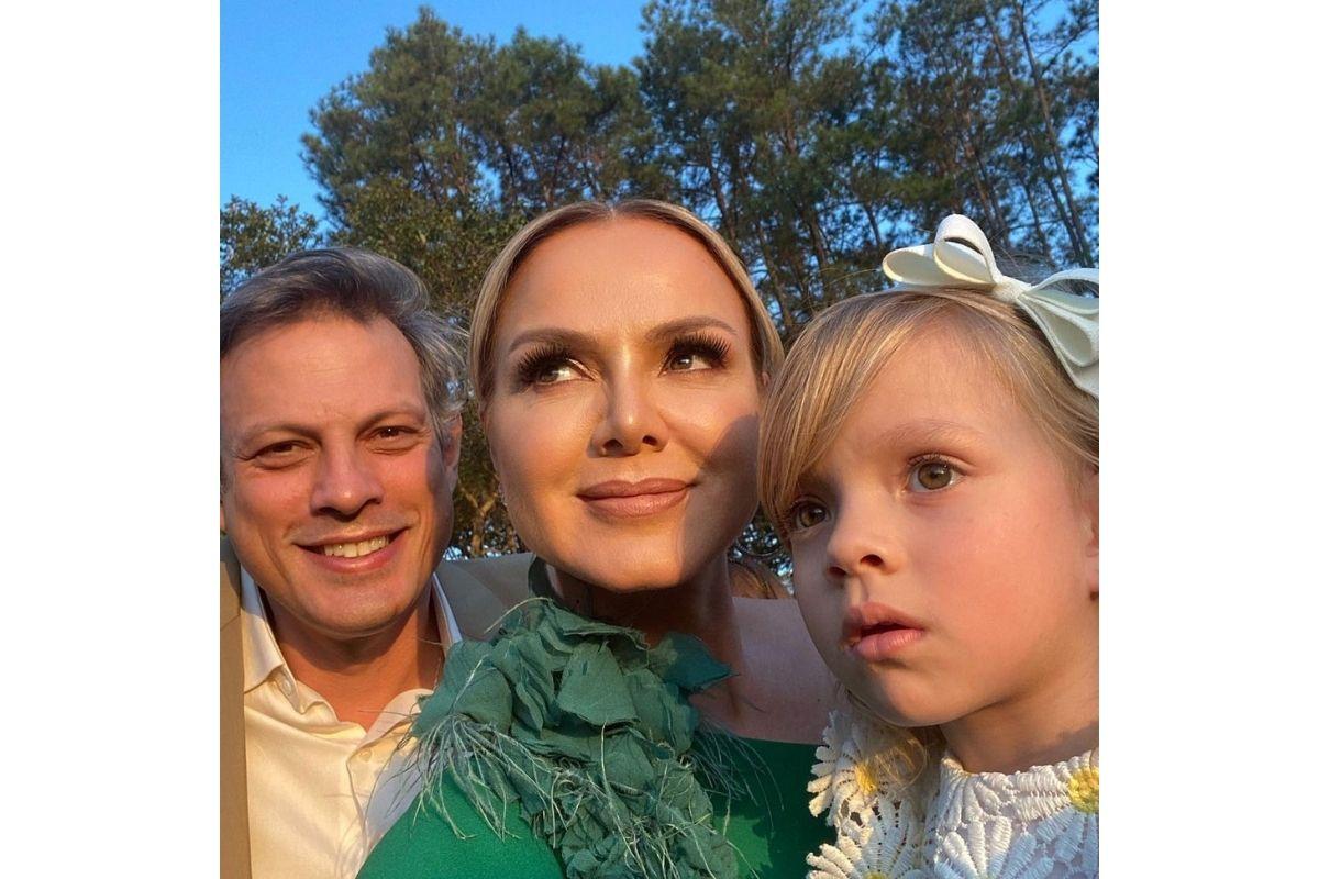 A semelhança entre Manu e Eliana chamou atenção dos seguidores