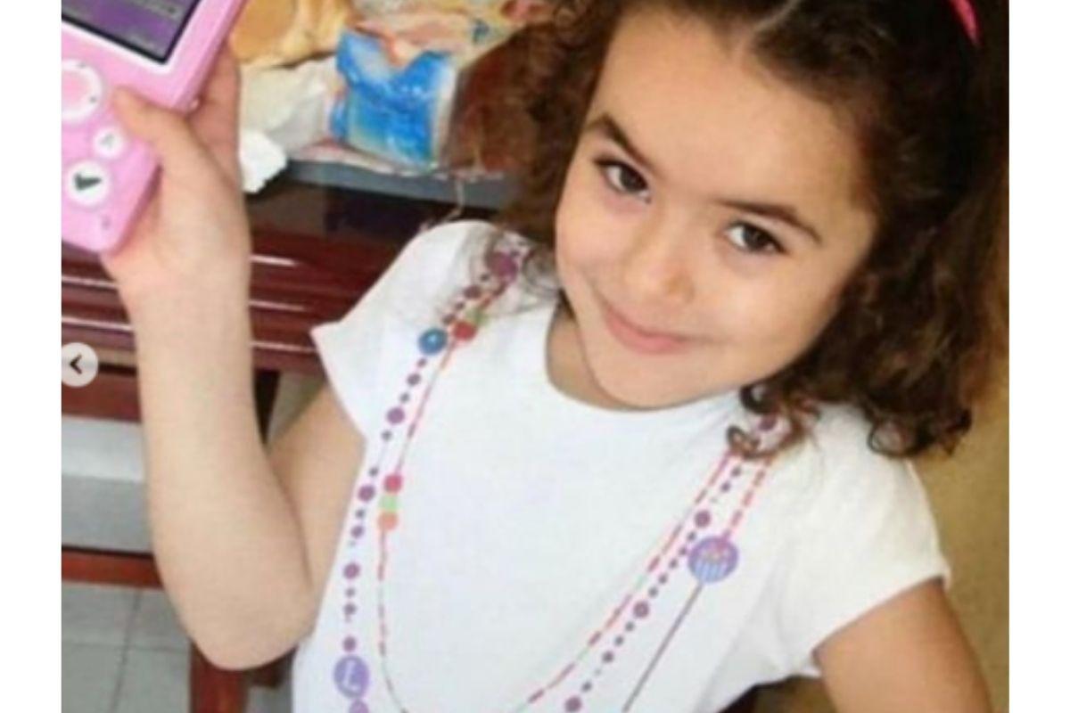 Quem lembra da Maísa pequena assim?