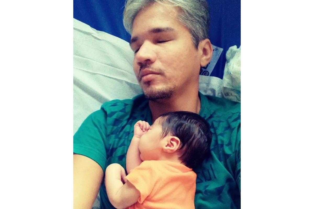 O pai fez o parto da filha 