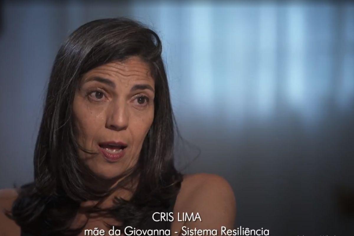 Giovanna Blasi, Sistema Resiliência, TDI Fantástico, 18 personalidades, mãe Giovanna Blasi, mãe Sistema Resiliência