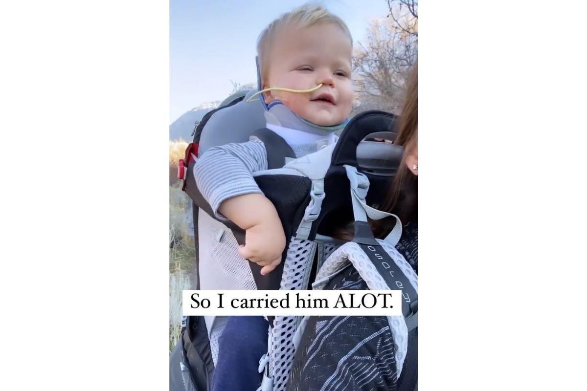 Watson era carregado o tempo todo pela mãe