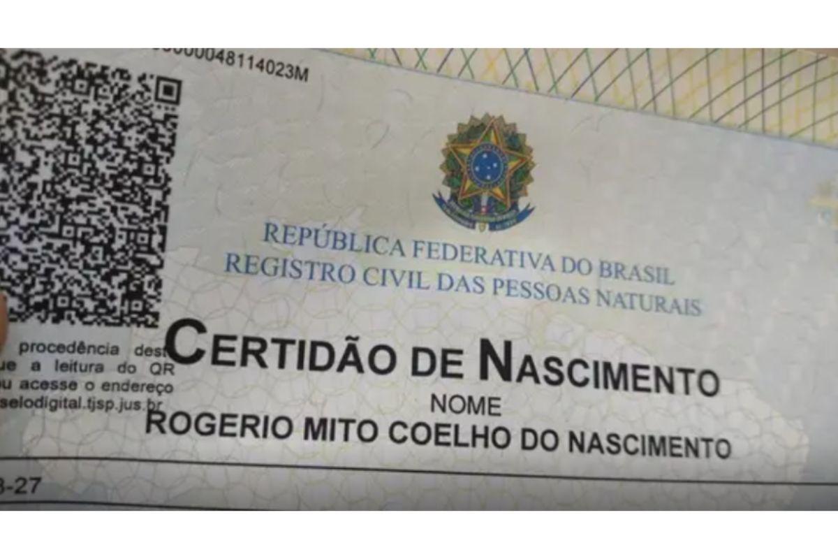 Certidão de nascimento