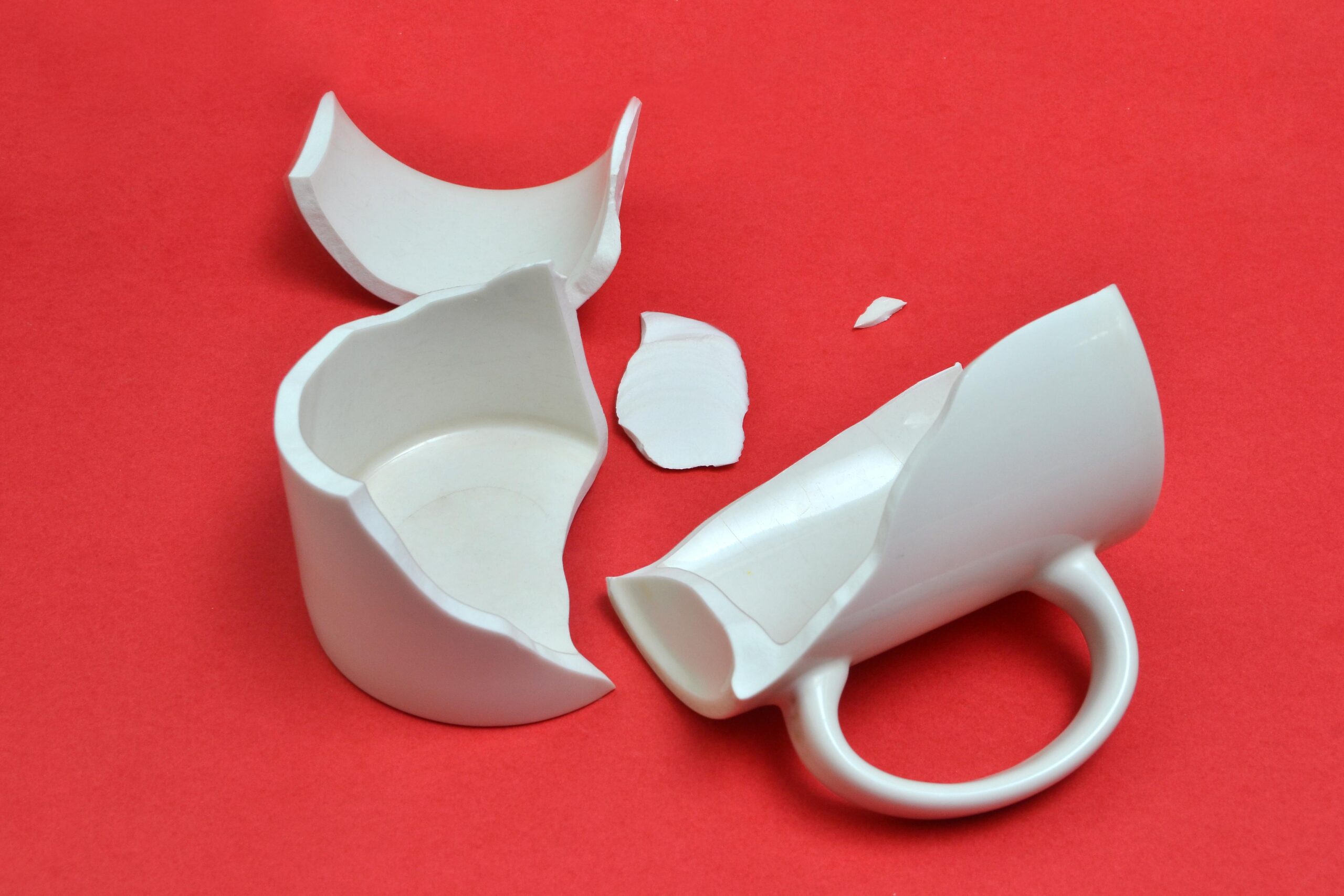 Aborto toda gestação que é interrompida antes da 22ª semana ou antes de o feto atingir 500g. Quando ele acontece de forma involuntária, é chamado de espontâneo