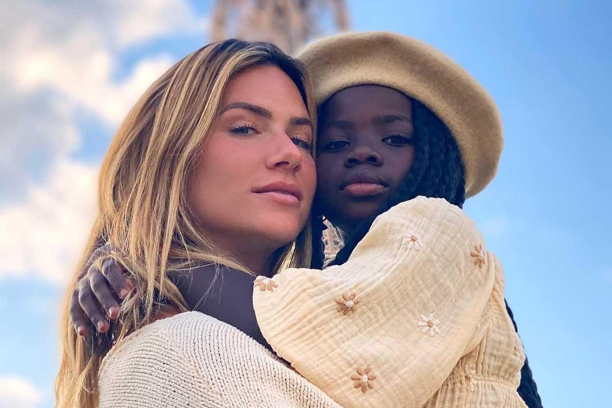 Giovanna Ewbank compartilhou um vídeo de Titi dançando