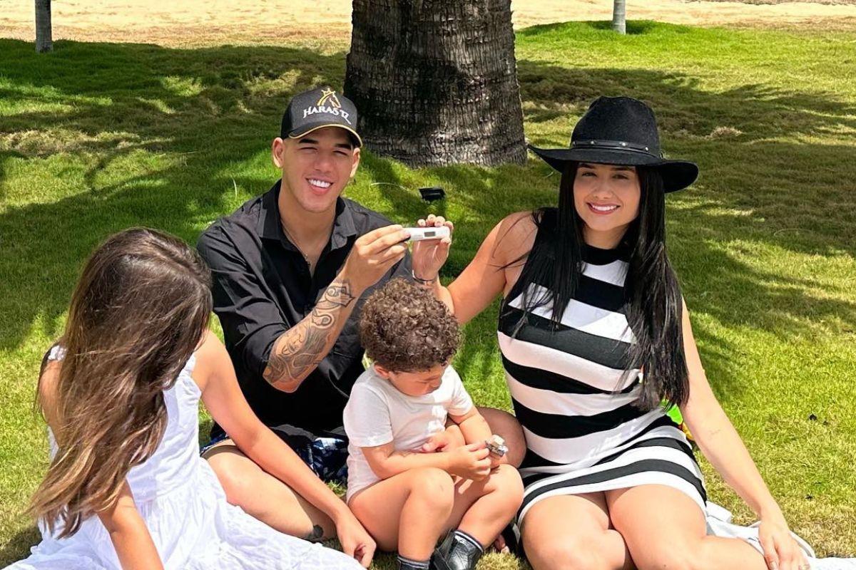 Z&eacute; Vaqueiro publicou a foto nas redes sociais