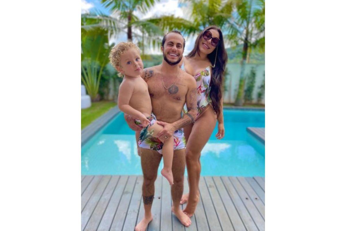 Thammy Miranda e família