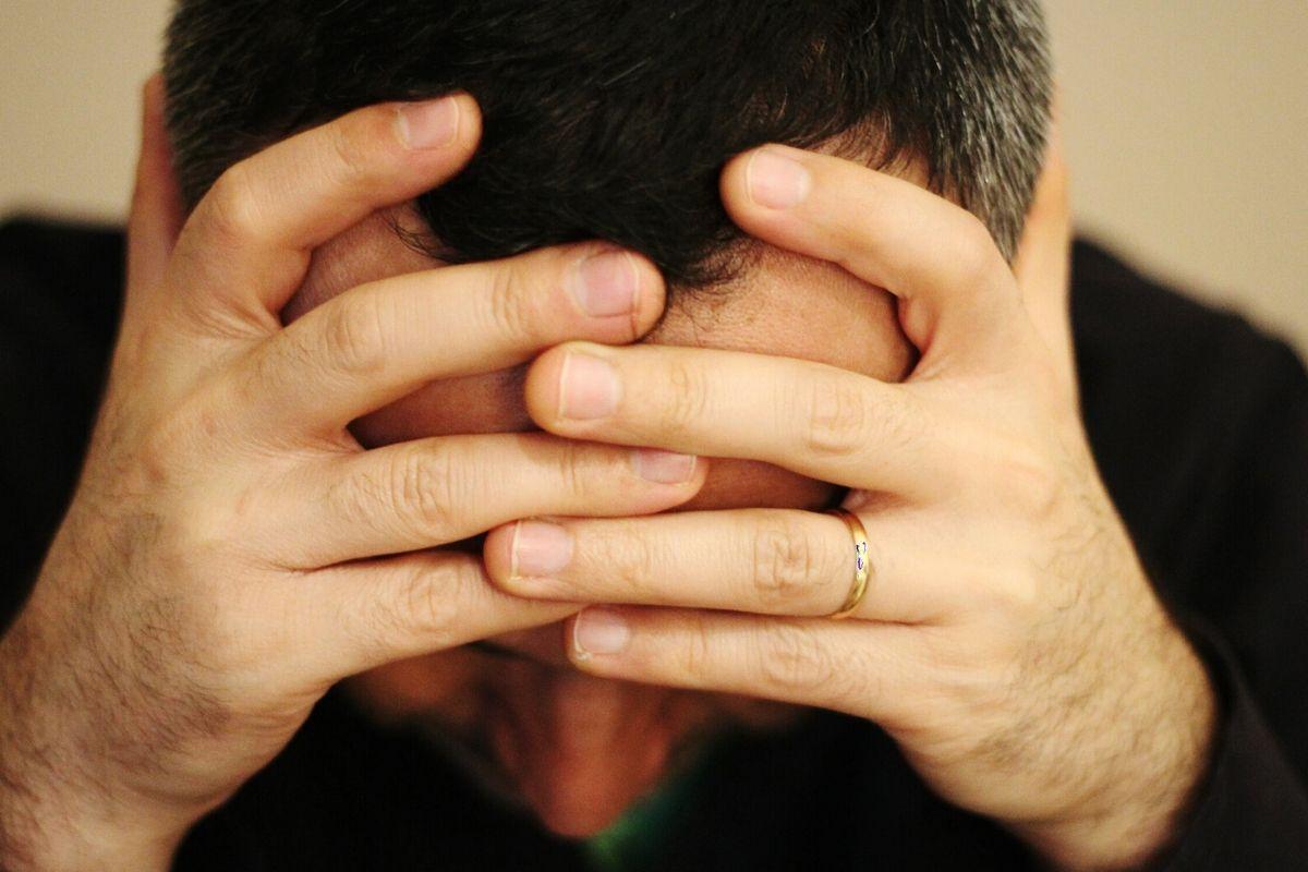 Empresa de ônibus precisa pagar R$ 11 mil para passageiro que perdeu o enterro do pai