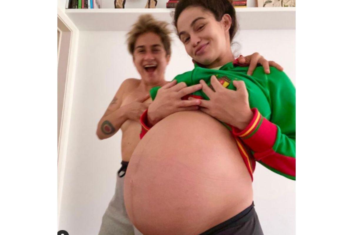 Nanda está na reta final da gestação de gêmeas