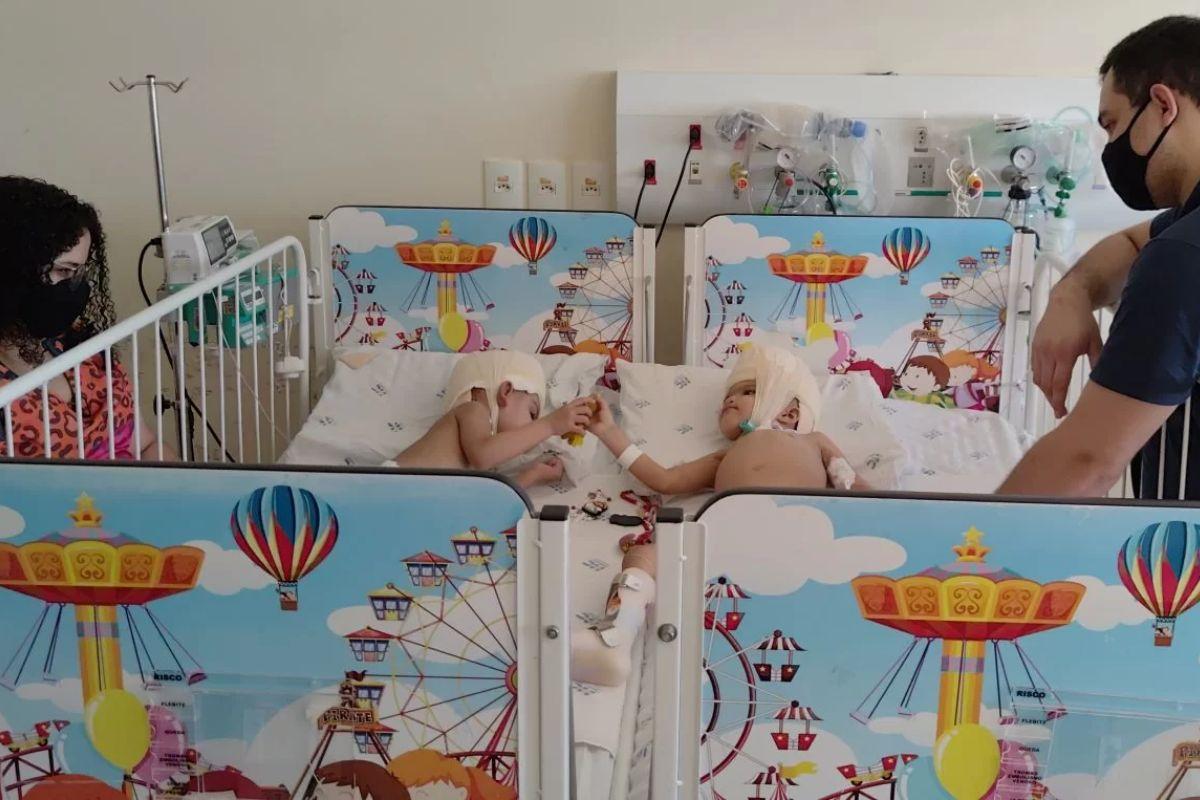 Allana e Mariah, gêmeas siamesas separadas por cirurgia, gêmeas que passaram por cirurgia de separação, Hospital das Clínicas da Faculdade de Medicina de Ribeirão Preto, HC Criança