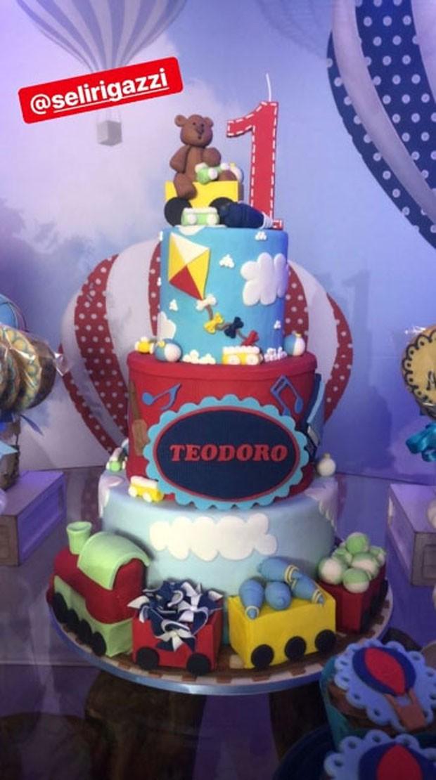 (Reprodução Instagram / @tatafersoza)