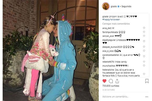 Gisele e a filha escolheram unicórnio como tema para o Halloween (Foto: Reprodução/ Instagram)