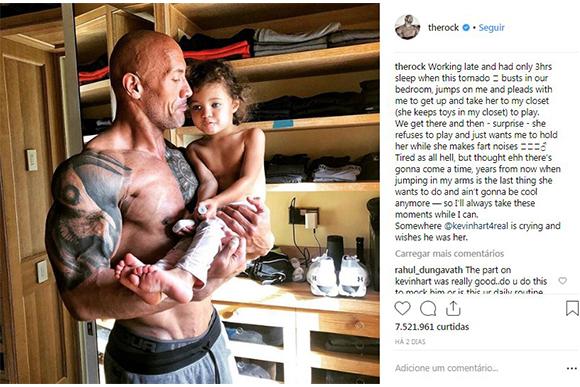 the-rock-com-a-filha