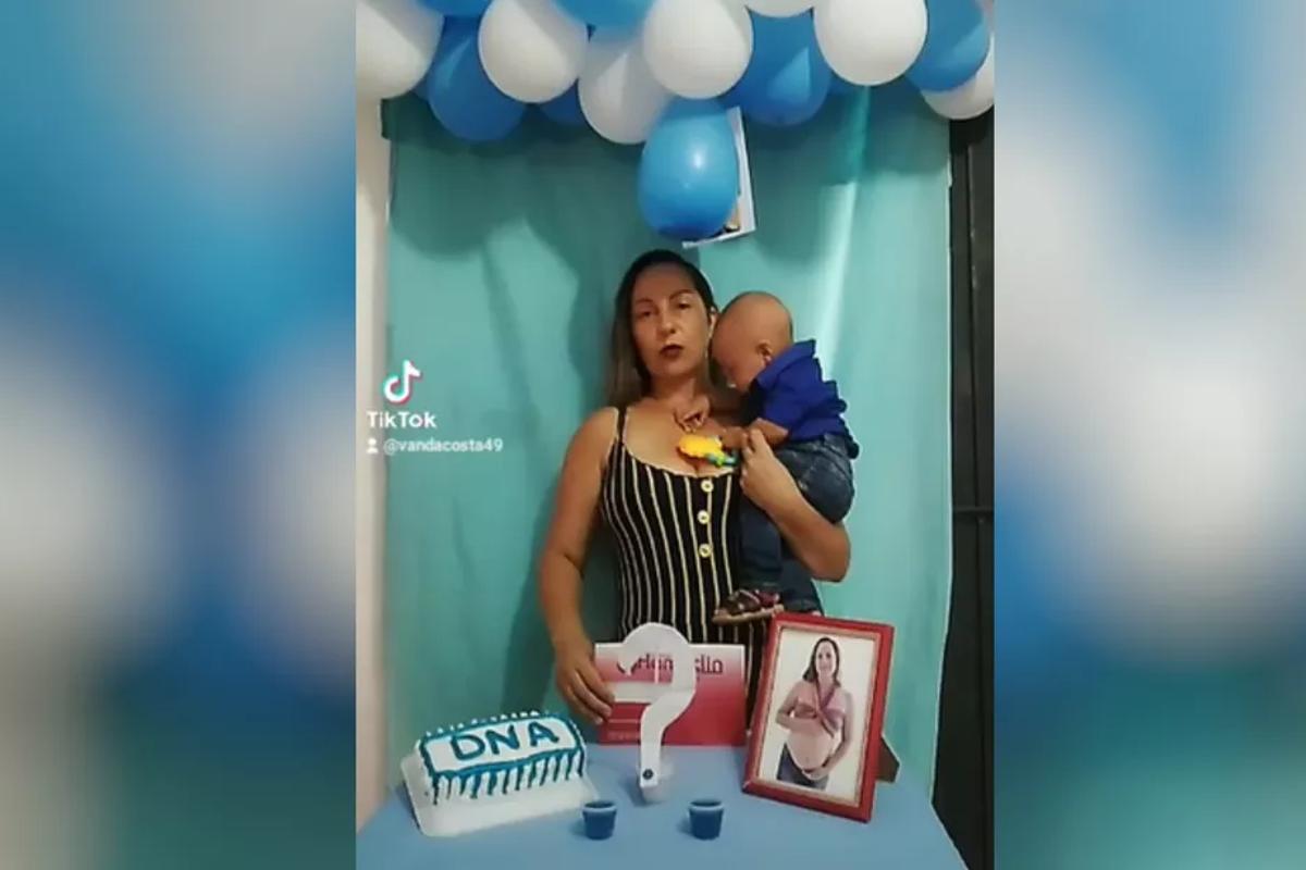 Vanda Ferreira Costa fez um 'chá de revelação de DNA' após o ex-marido duvidar da paternidade do menino