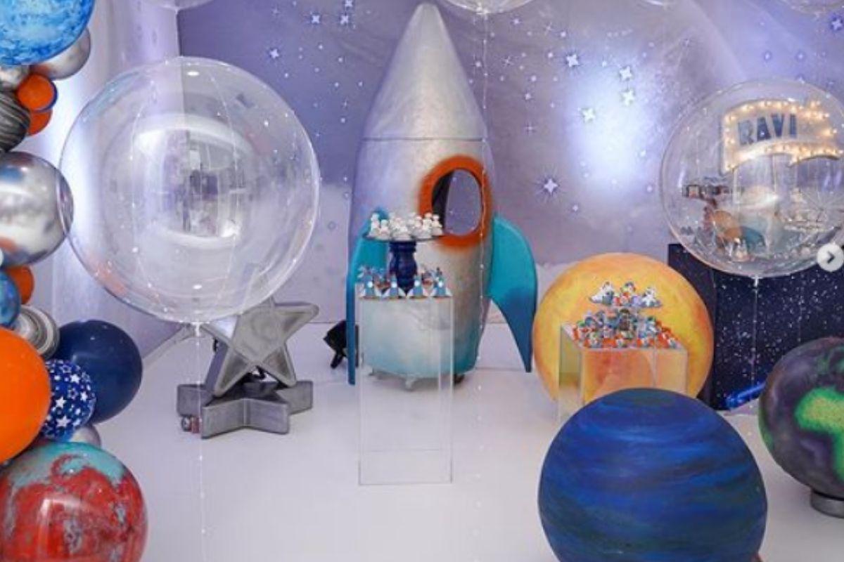 O tema foi "Universo do Ravi"