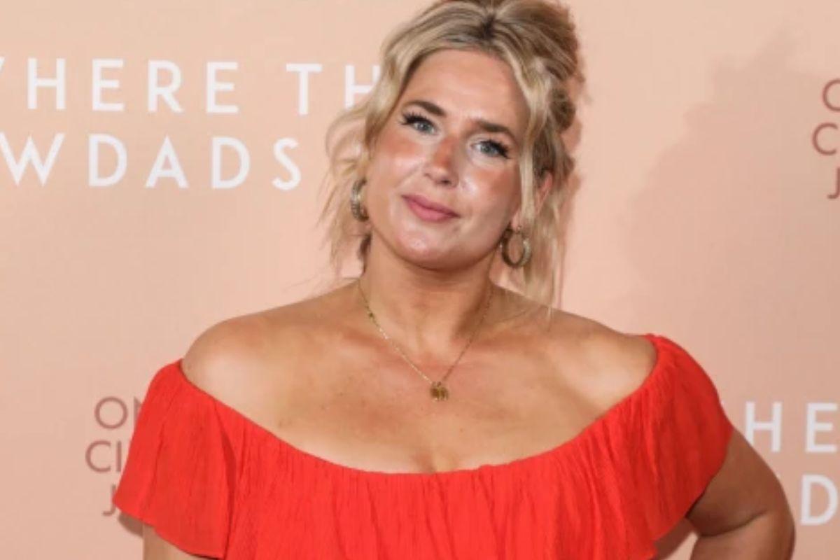 Mãe deixa emprego após chefe não deixar ela sair mais cedo para buscar a filha