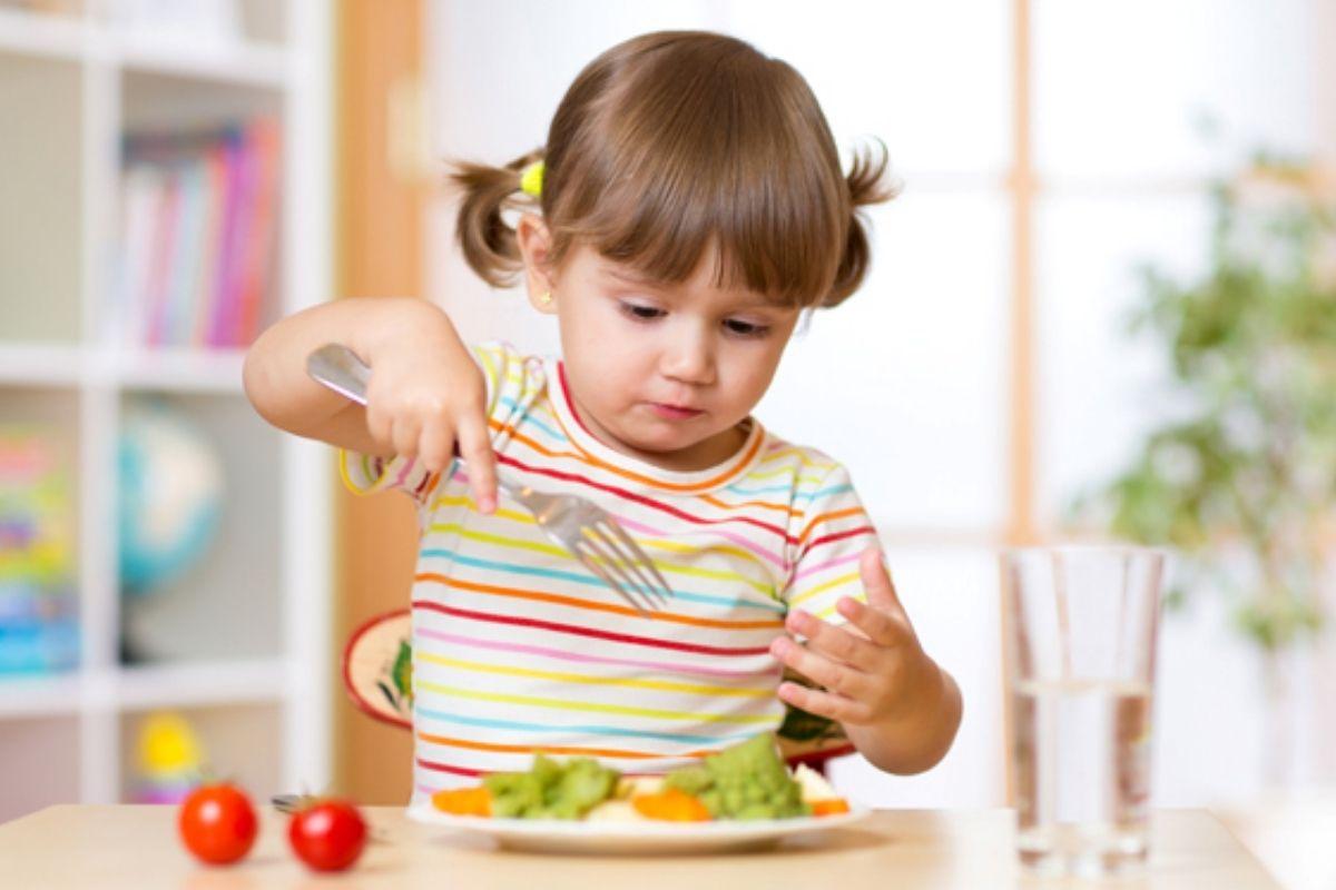 Mudar a alimentação pode te fazer viver até 13 anos mais, diz estudo