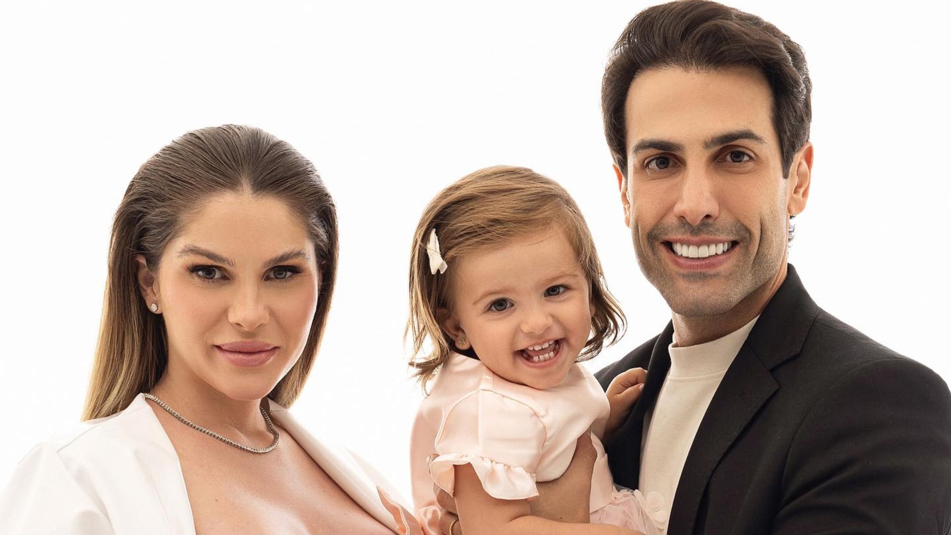 Bárbara Evans, Ayla e marido