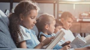 Guia prático para estimular a leitura no desenvolvimento infantil