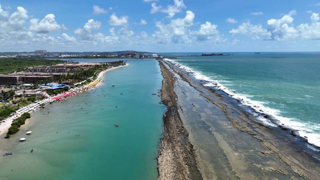 Descubra Muro Alto, destino ideal para famílias em Pernambuco