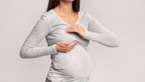 Quais são as principais alterações nos seios durante a gravidez?