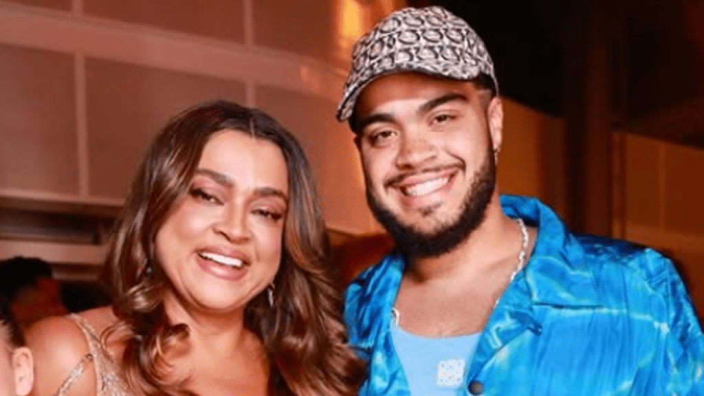 Preta Gil brilha no Carnaval de Salvador ao lado do filho Francisco Gil