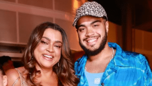 Preta Gil brilha no Carnaval de Salvador ao lado do filho Francisco Gil