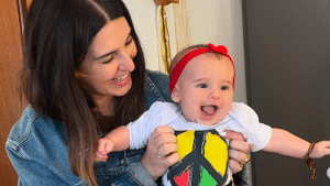 Fernanda Paes Leme celebra o Carnaval com a filha Pilar em grande estilo