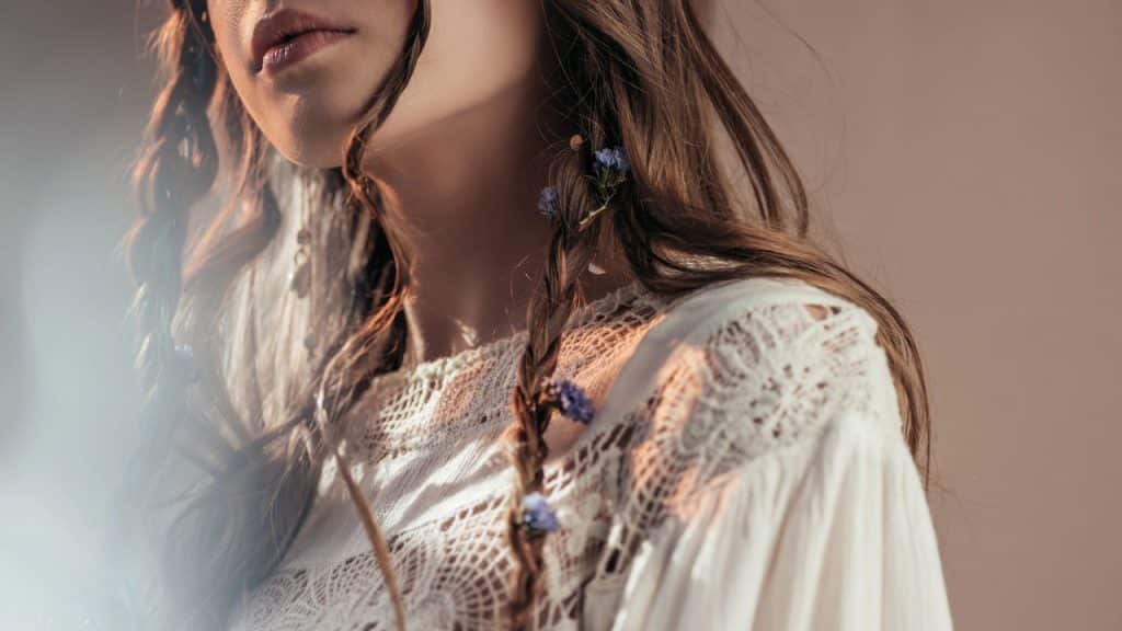 O estilo boho chic está de volta e mais sofisticado do que nunca