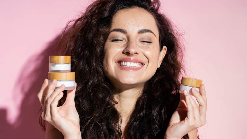 Qual Creme Usar? Aprenda a Escolher o Produto Perfeito para Sua Rotina