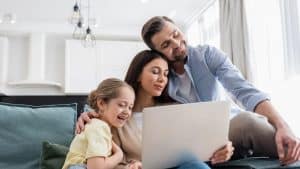 Diversão garantida! Filmes infantis que vão encantar a criançada e você também