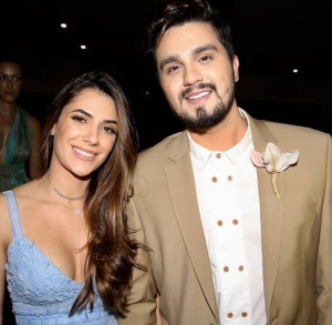 Jade Magalhães Revela os Bastidores da Maternidade com Luan Santana
