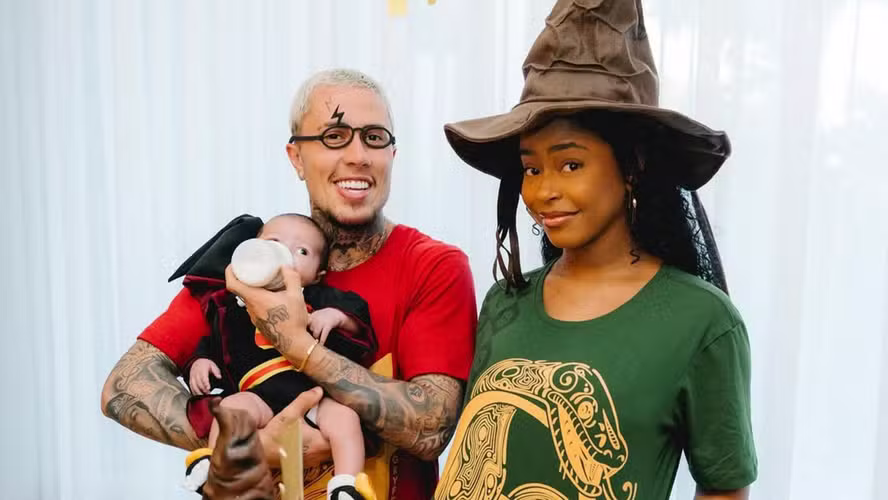 Um mesversário digno de Hogwarts. MC Daniel e Lorena capricharam na festa de Rás