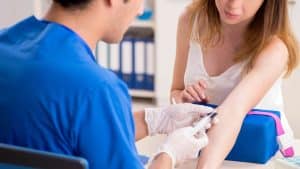 Como funciona o exame de curva glicêmica na gravidez?