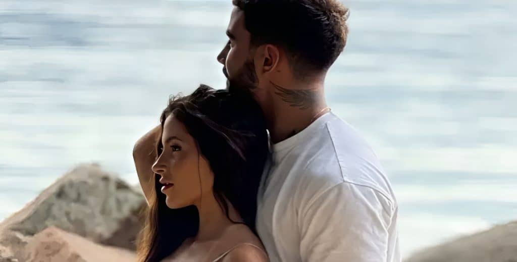 Nathalia e Yuri anunciam gravidez e noivado em grande estilo!