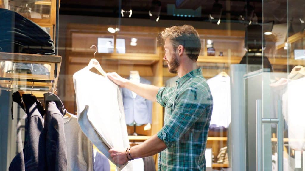 Do retrô ao futuro! Como a moda masculina está se reinventando em 2025