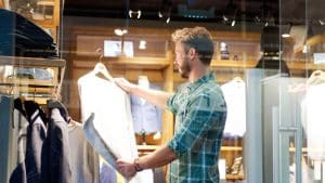 Do retrô ao futuro! Como a moda masculina está se reinventando em 2025