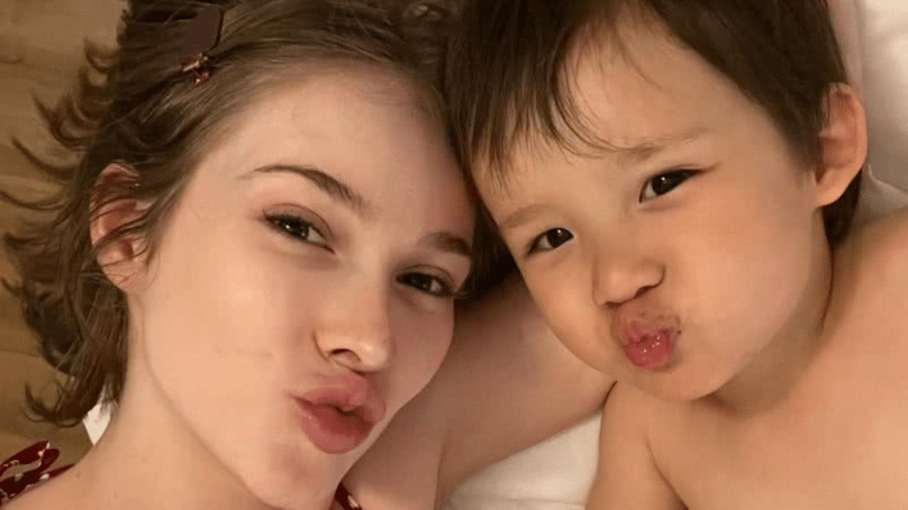 Sammy mostrou que pra ser heroína de verdade vale tudo, até virar a Mulher-Aranha