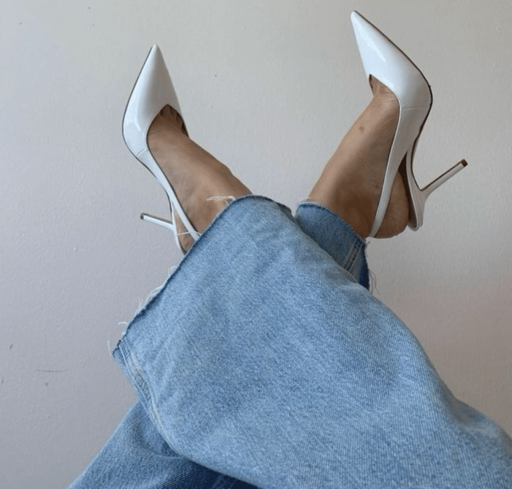 Tênis, Scarpin ou Botas? Descubra Qual Sapato Será a Sensação de 2025!