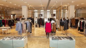 Estilo com maturidade! dicas de moda para mulheres elegantes aos 50