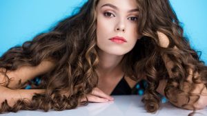 A escolha mais inteligente para manter seus cachos nutridos e sem frizz