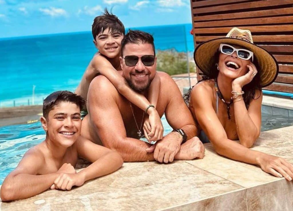 Férias em família! Juliana Paes compartilha momentos na Bahia