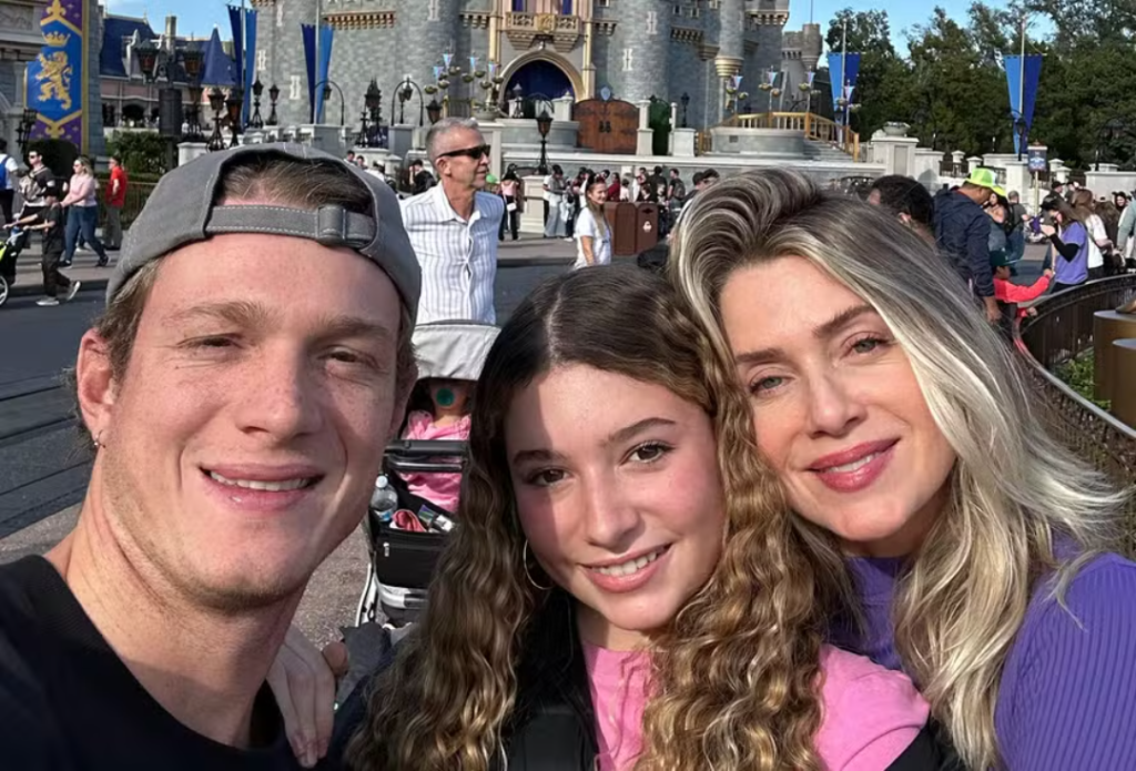 Dia do Filho! Letícia Spiller exalta amor por Pedro Novaes e Stella