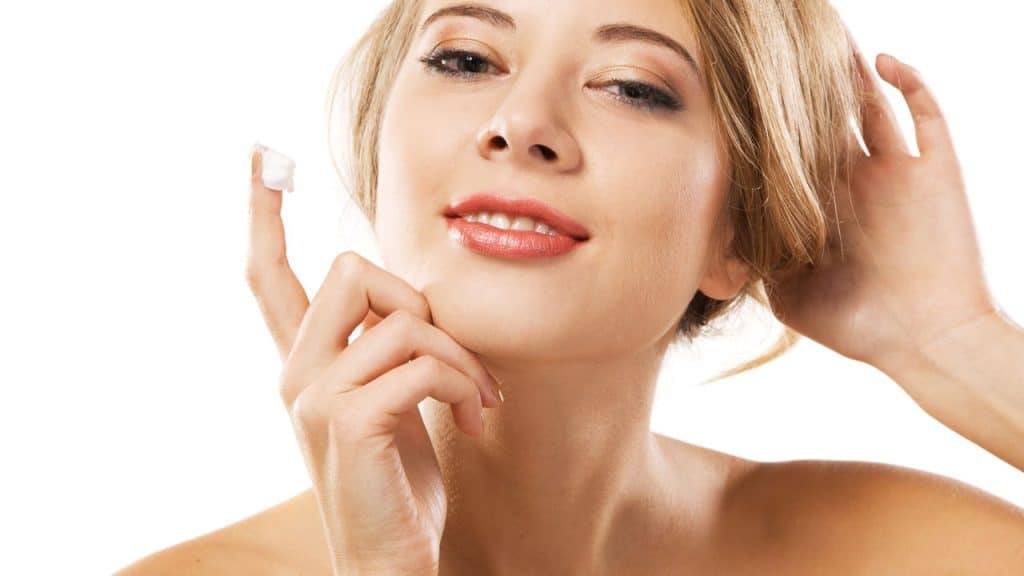 Hidratação em Casa? Veja Como Usar Abacate, Mel e Óleo de Coco nos Seus Fios