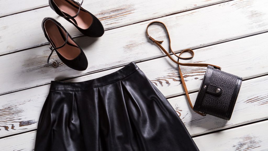 As saias que vão bombar em 2025 — direto das passarelas para seu guarda-roupa